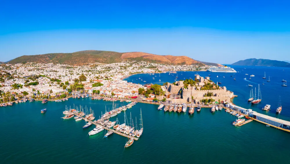Milas–Bodrum Havalimanı özel VIP transfer aracı